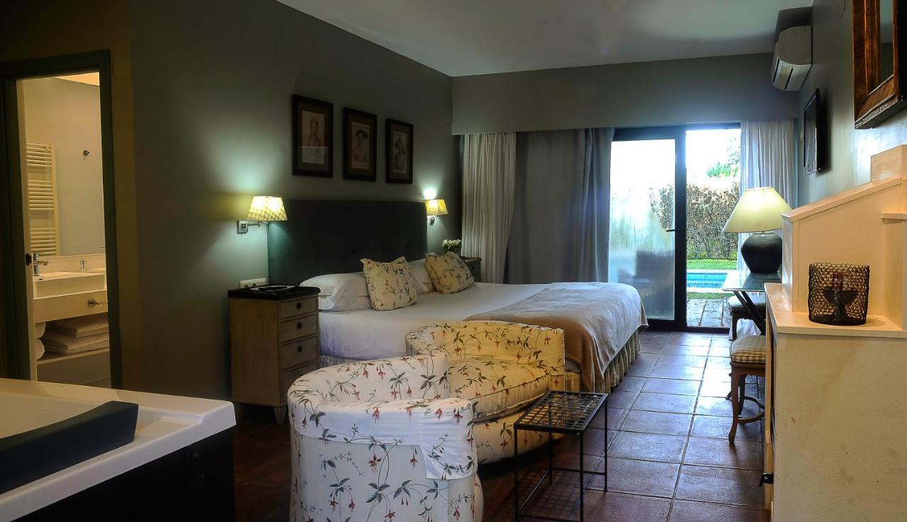 Hotel Boutique Pinar เกว็งกา ภายนอก รูปภาพ