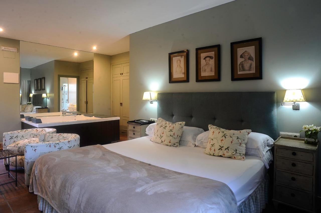 Hotel Boutique Pinar เกว็งกา ภายนอก รูปภาพ